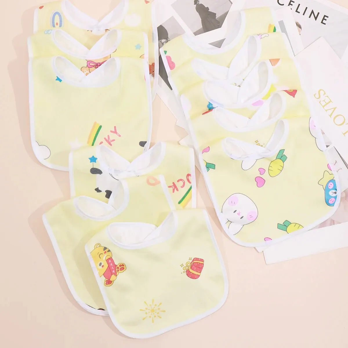Random 5pcs Baby Cartoon Snap Waterproof Bib Super Soft Baby Bib Newborn Crystal Velvet Saliva Towel