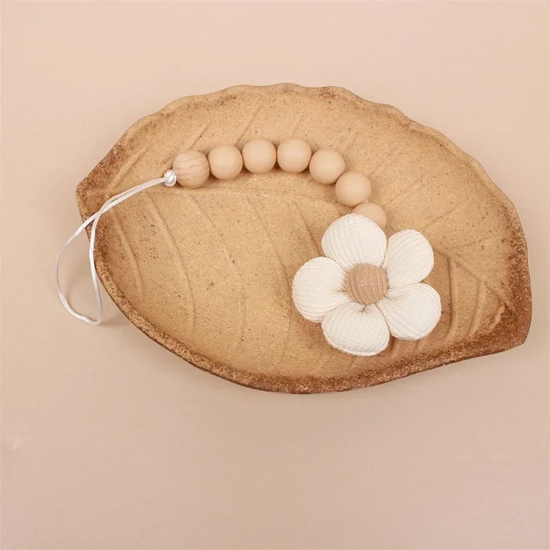 1pc Cute Baby Silicone Flower Pacifier Chain Newborn Baby Accessories Pacifier Clip Pacifier Chain Teether Loss Prevention Chain