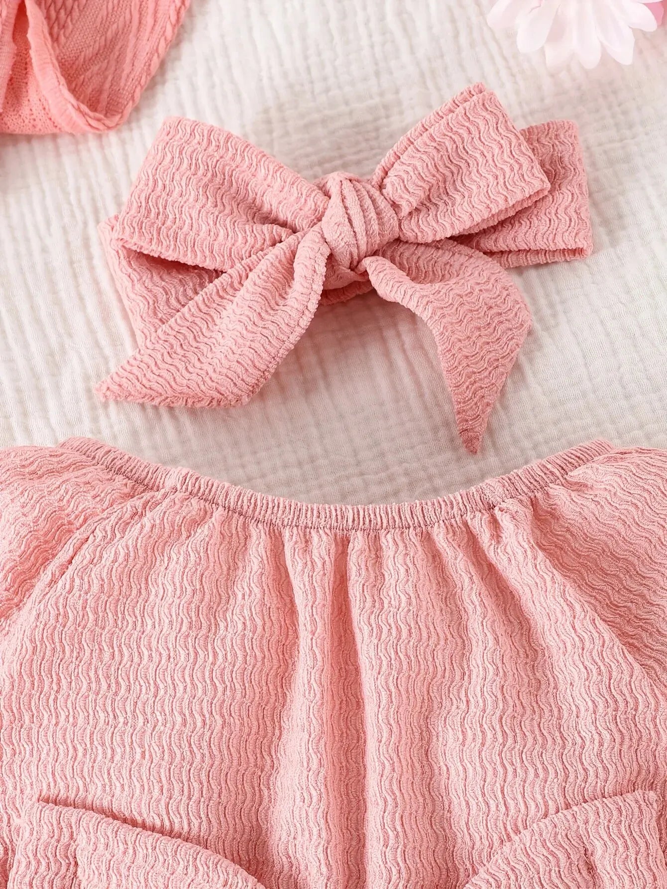 2pieces-Baby Baby Spring and Autumn Cute Fashion Sweet Foreign Style Bow Pink Long Sleeve Onesie + Kerchief Baby Two-piece Set