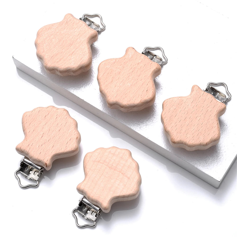 5pcs Woode Pacifier Baby Beech Wooden Animal Pacifier Metal Clips Holder Heart Pacifier Chain Teether Accessories