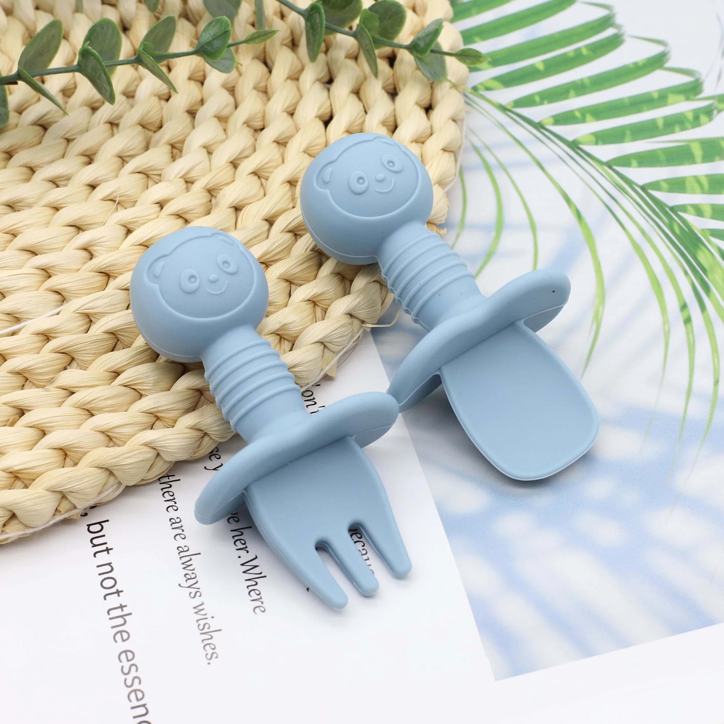 New Little Bear Pattern Baby Food Spoon Fork Short Spoon Fork Easy to Grasp and Clean