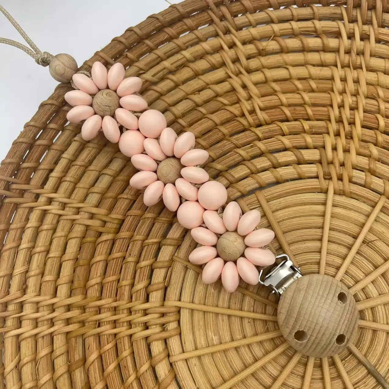 Baby Pacifier Clip Flower Soother Clip Handmade Silicone Dummy Nipple Holder Clip Newborn Essentional Teething Toys