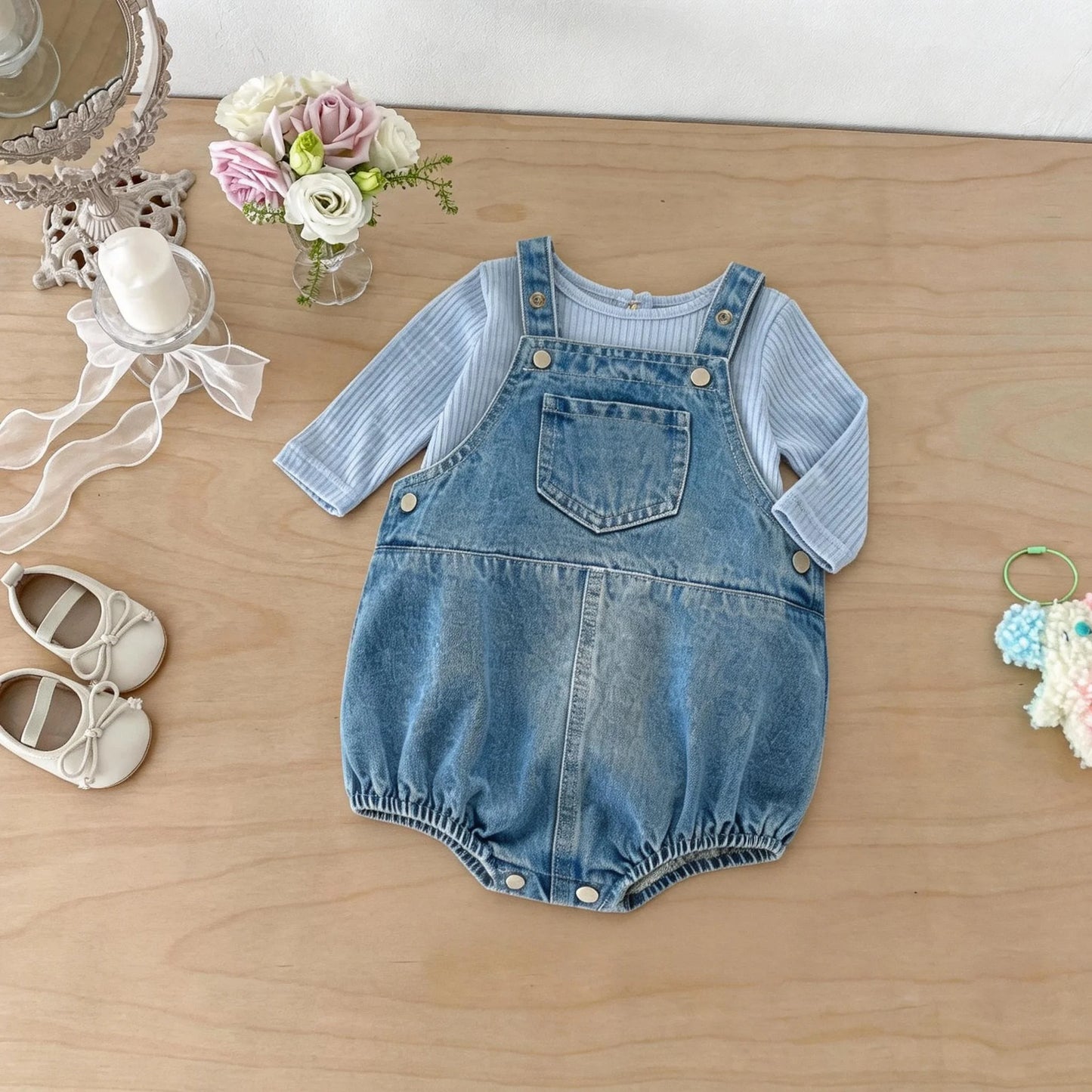 Spring and summer Korean style baby cute pocket denim overalls for boys and girls, fashionable triangle nappy cover